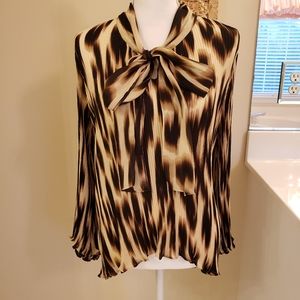 Women's blouse